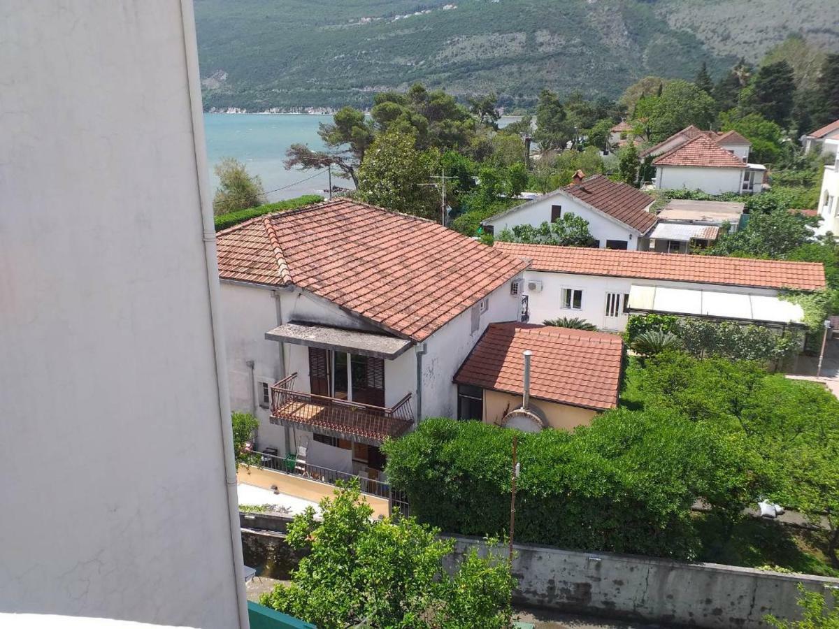 Apartmani M แฮร์เซ็ก-โนวี ภายนอก รูปภาพ